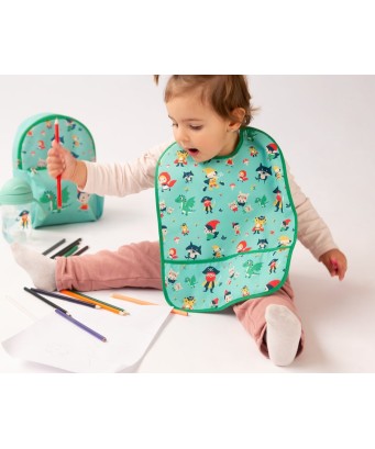 Babero impermeable de dibujos KioKids para bebés +4 meses
